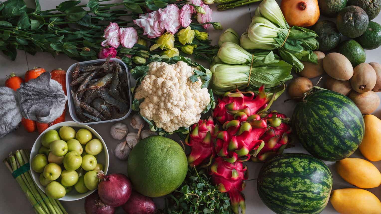 buy groceries on sale chicken vegetables weekly deals meal planning